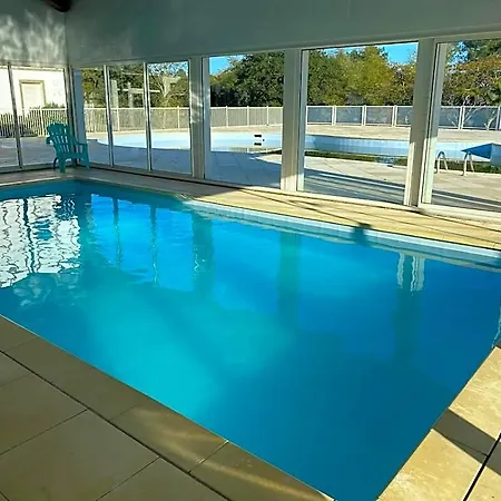 Otel Maisonnette Dans Village Canape Convertible , 1 Lit Et Mezzanine ,draps En Mugron